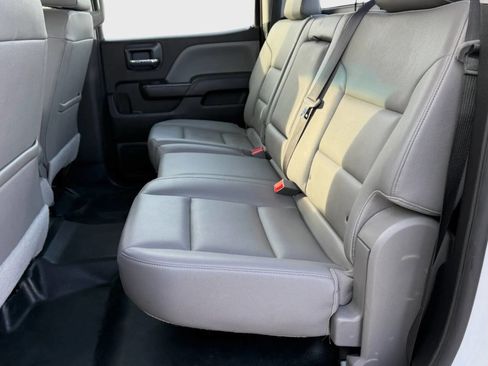 Used 2018 Chevrolet Silverado 2500 W/T image 7