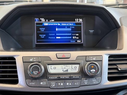 Used 2016 Honda Odyssey Touring Elite image 13