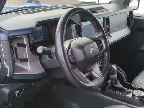 Used 2022 Ford Bronco Outer Banks image 10