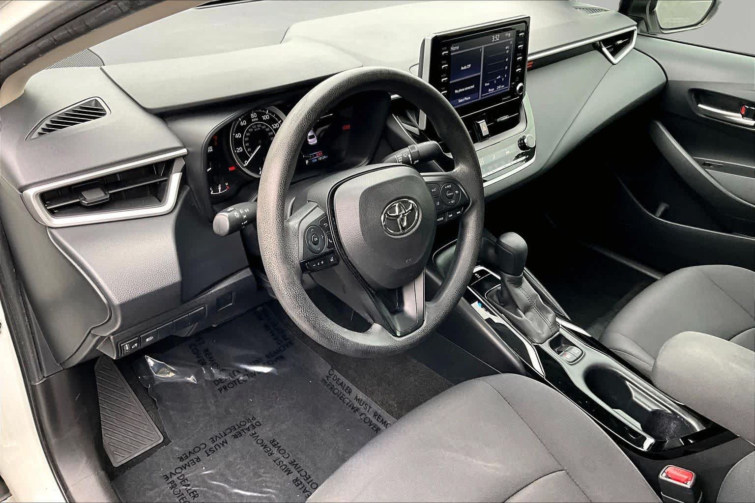 Certified 2021 Toyota Corolla LE FWD image 18