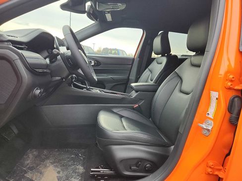 New 2026 Jeep Compass Limited image 9