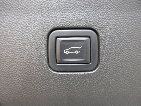 Used 2023 Buick Enclave Avenir w/ Trailering Package, 5000 lbs. AWD/4WD image 62