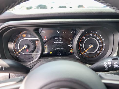 New 2026 Jeep Wrangler Unlimited Rubicon AWD/4WD image 26