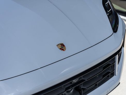 Certified 2026 Porsche Cayenne image 21