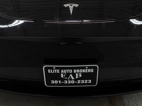 Used 2024 Tesla Model Y Long Range image 36