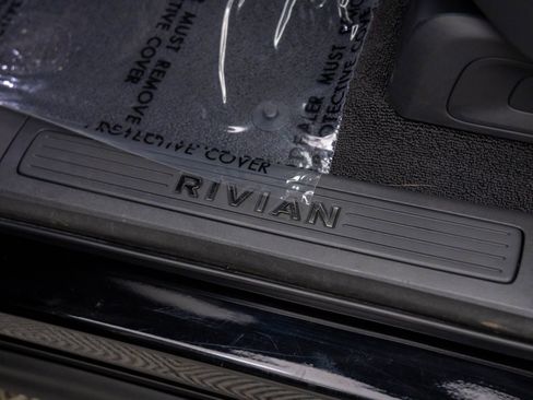 Used 2023 Rivian R1T Adventure image 14