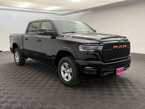 Used 2025 RAM 1500 Big Horn AWD/4WD image 7