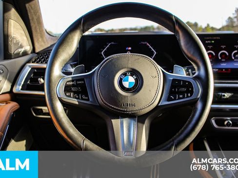 Used 2023 BMW X7 xDrive40i w/ M Sport Package image 28