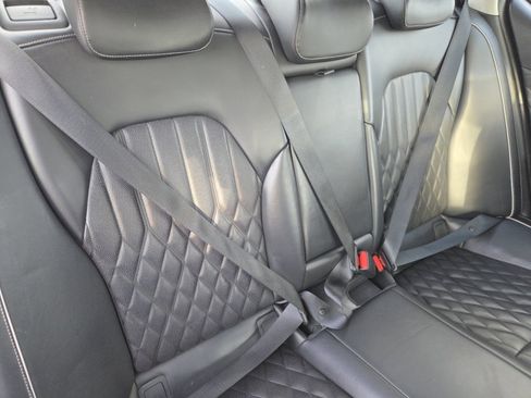 Used 2020 Genesis G70 3.3T w/ Prestige Package image 25