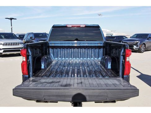 Used 2021 Chevrolet Silverado 1500 LT Trail Boss image 27
