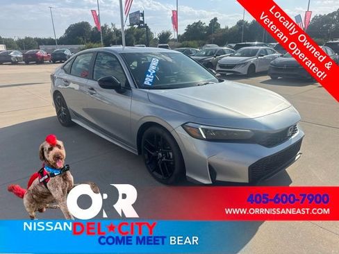 Used 2025 Honda Civic Sport image 7