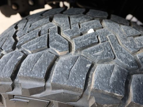 Used 2015 RAM 2500 Longhorn w/ Convenience Group image 24