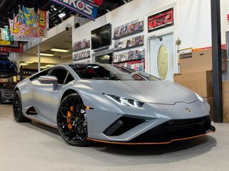 Used 2022 Lamborghini Huracan EVO RWD video 1