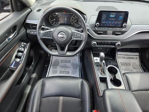 Certified 2023 Nissan Altima 2.5 SR FWD image 9