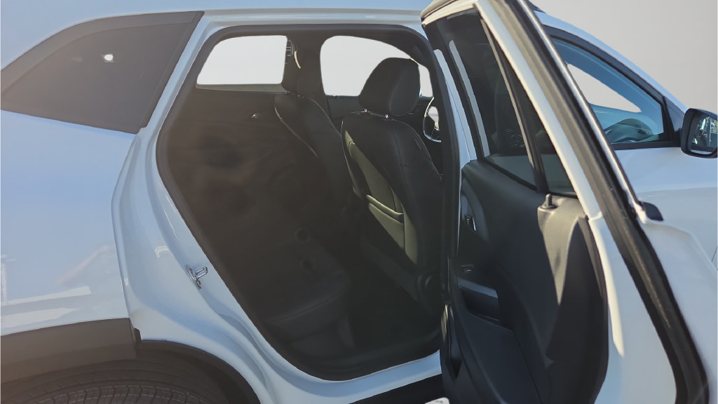 New 2026 Chevrolet Trax RS FWD image 29