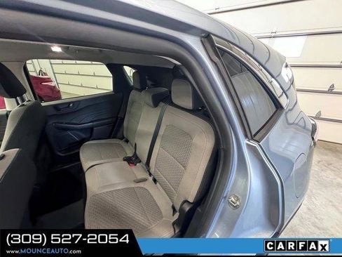 Used 2022 Ford Escape SE image 11