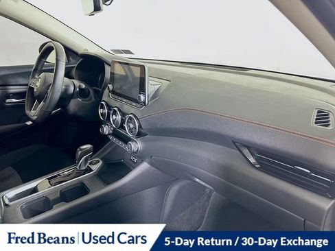 Used 2023 Nissan Sentra SR w/ Midnight Edition Package FWD image 31