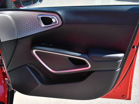 Used 2024 Kia Soul LX w/ Option Group 015 image 36