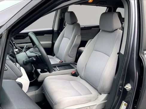 Used 2018 Honda Odyssey EX image 15