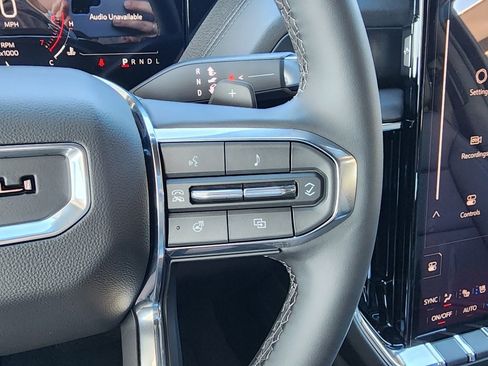 New 2026 GMC Yukon XL Denali image 21