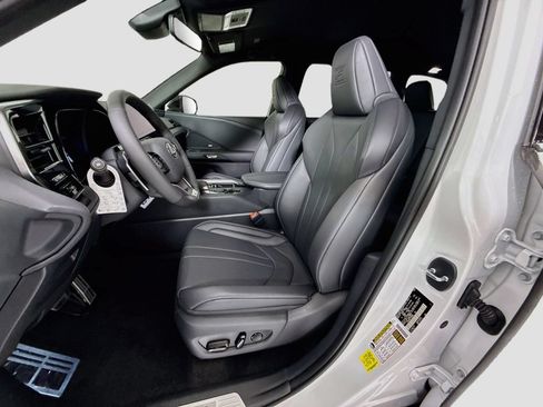 New 2026 Lexus TX 500h AWD w/ Technology Package image 19