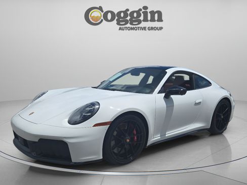 Used 2026 Porsche 911 Carrera GTS RWD image 1