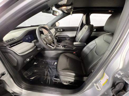 Used 2024 Jeep Compass Limited w/ Elite Group image 20