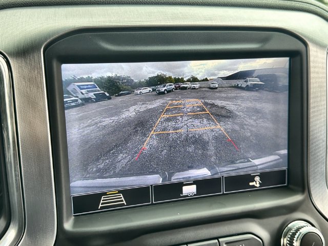 Used 2020 GMC Sierra 1500 SLT RWD image 17
