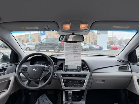 Used 2016 Hyundai Sonata SE image 7