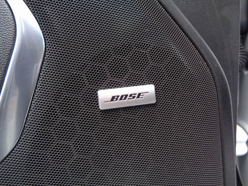 Used 2023 GMC Yukon XL AT4 w/ Technology Package image 14