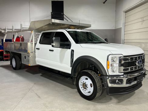 Used 2023 Ford F550 4x4 Crew Cab Super Duty image 3