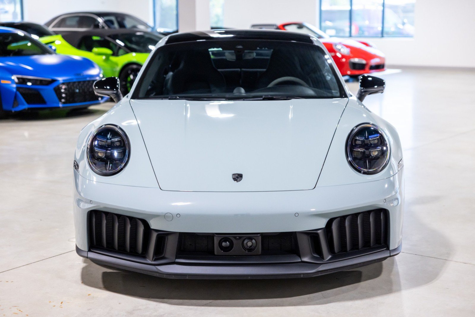 Used 2025 Porsche 911 Carrera GTS RWD image 11
