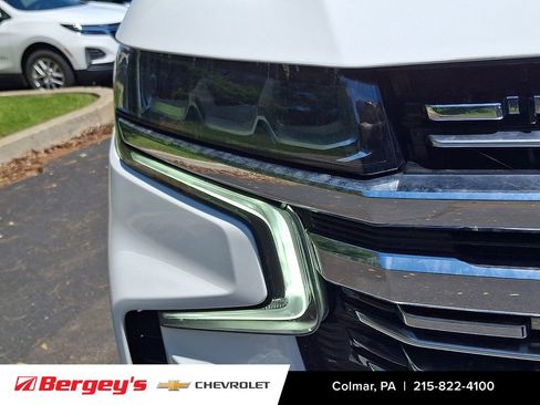 Used 2023 Chevrolet Tahoe Premier AWD/4WD image 11