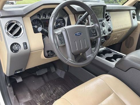 Used 2016 Ford F250 Lariat w/ Lariat Ultimate Package AWD/4WD image 11