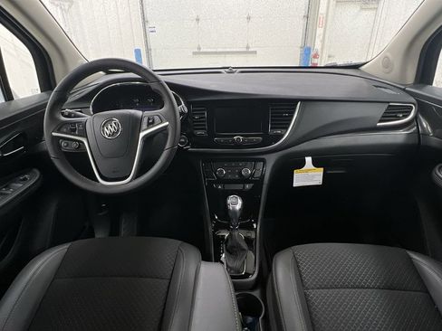 Used 2022 Buick Encore Preferred w/ Safety Package image 10