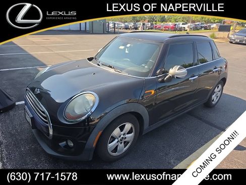 Used 2016 MINI Cooper 4-Door Hardtop FWD image 1
