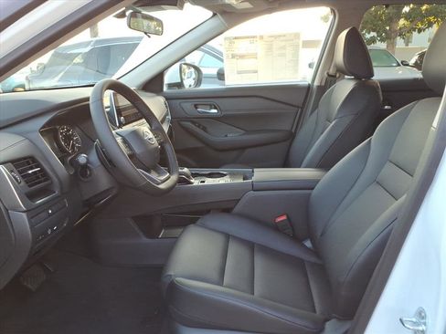 New 2026 Nissan Rogue SV w/ SV Premium Package image 8