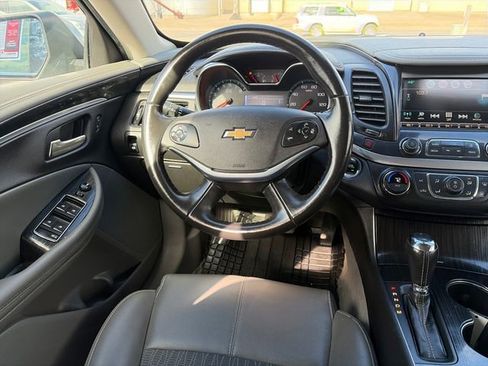Used 2019 Chevrolet Impala LT image 28