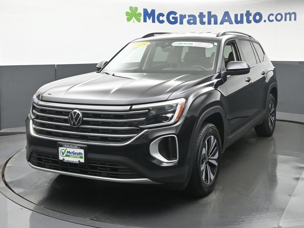 Used 2025 Volkswagen Atlas SE AWD/4WD image 21