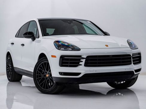 Certified 2023 Porsche Cayenne S image 8