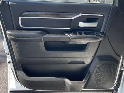 Used 2024 RAM 2500 Big Horn w/ Off Road Package image 11