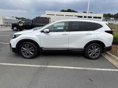 Used 2022 Honda CR-V Touring image 7