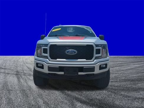Used 2018 Ford F150 XLT w/ Equipment Group 302A Luxury AWD/4WD image 9
