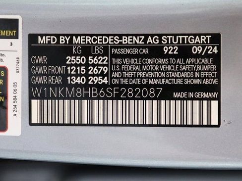 Used 2025 Mercedes-Benz GLC 43 AMG 4MATIC w/ Driver Assistance Package image 35