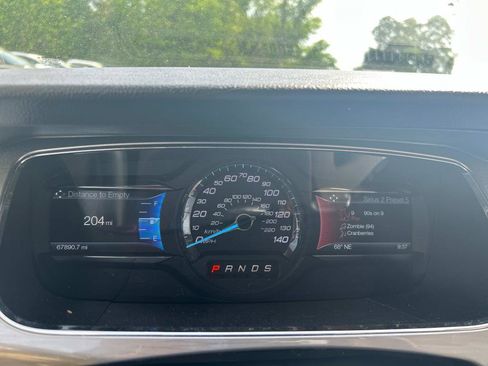 Used 2015 Ford Taurus SEL w/ Equipment Group 201A image 23