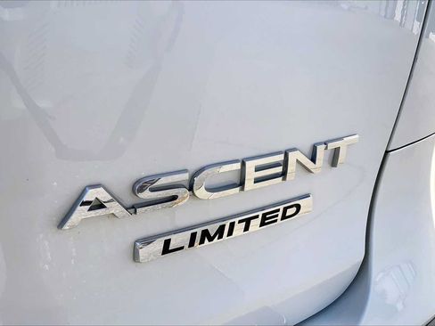 Used 2022 Subaru Ascent Limited w/ Technology Package AWD/4WD image 10