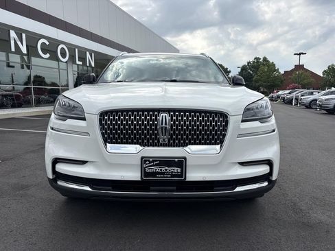 Used 2022 Lincoln Aviator Reserve RWD image 2