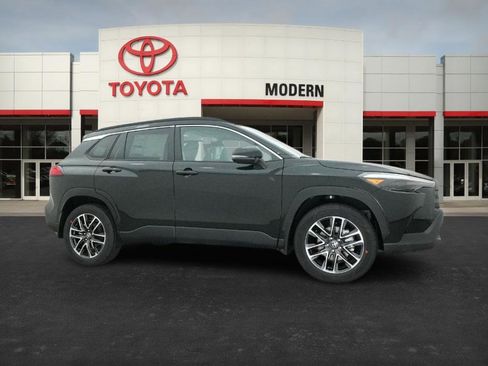 New 2026 Toyota Corolla Cross XLE image 27