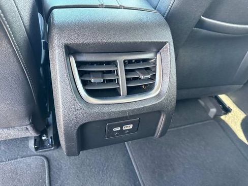 Used 2024 Chevrolet Blazer LT FWD image 17