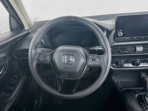 Used 2025 Honda HR-V LX image 17